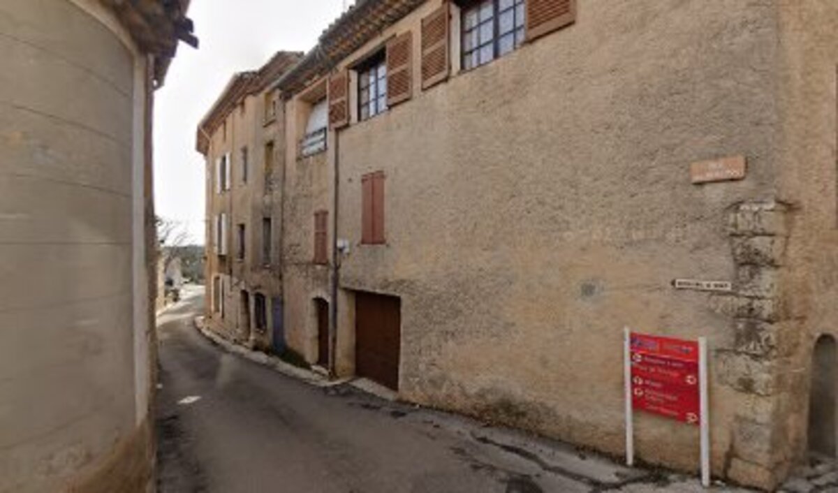 Maison de village - Régusse 